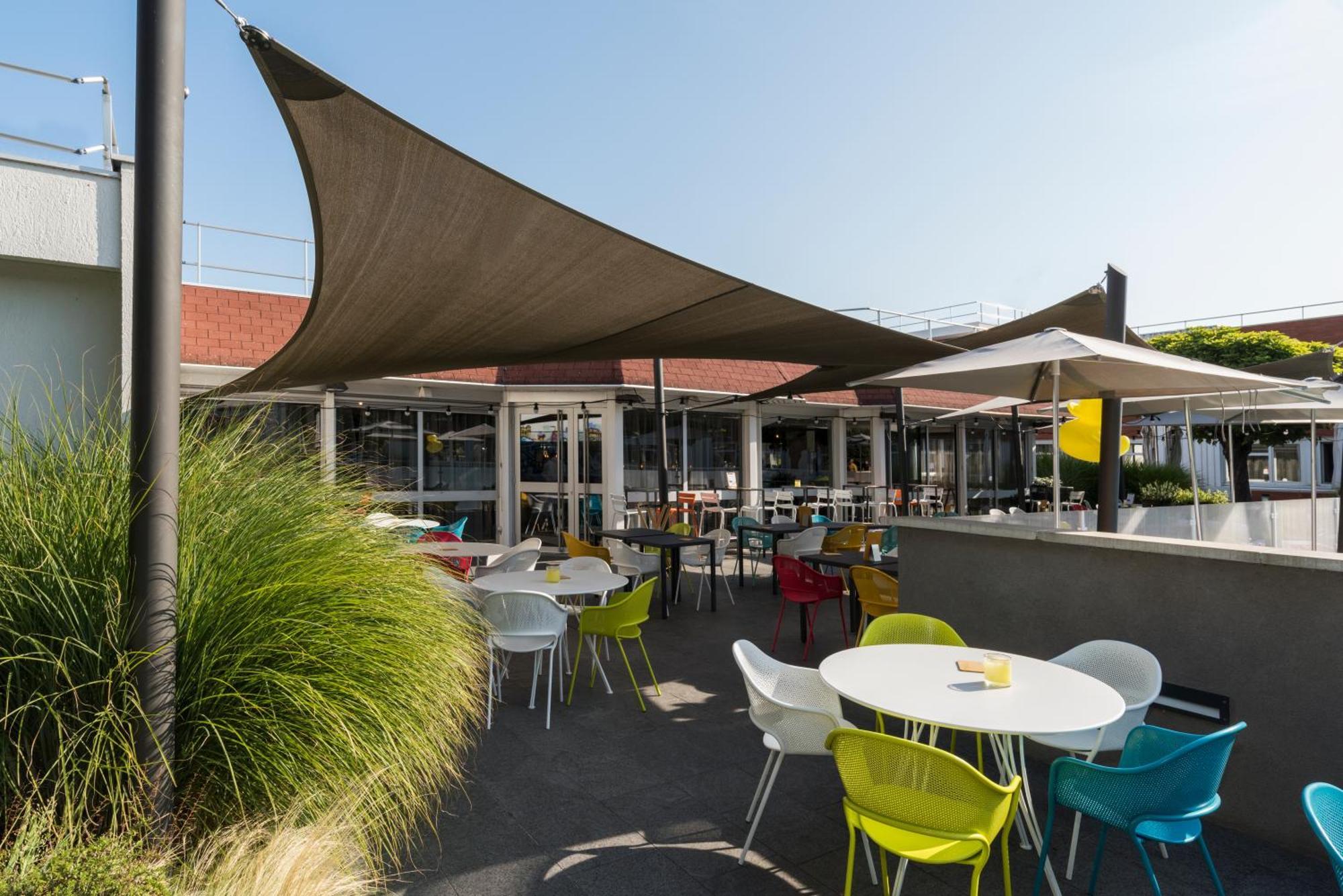 Ibis Styles Lyon Bron Eurexpo Hotell Exteriör bild