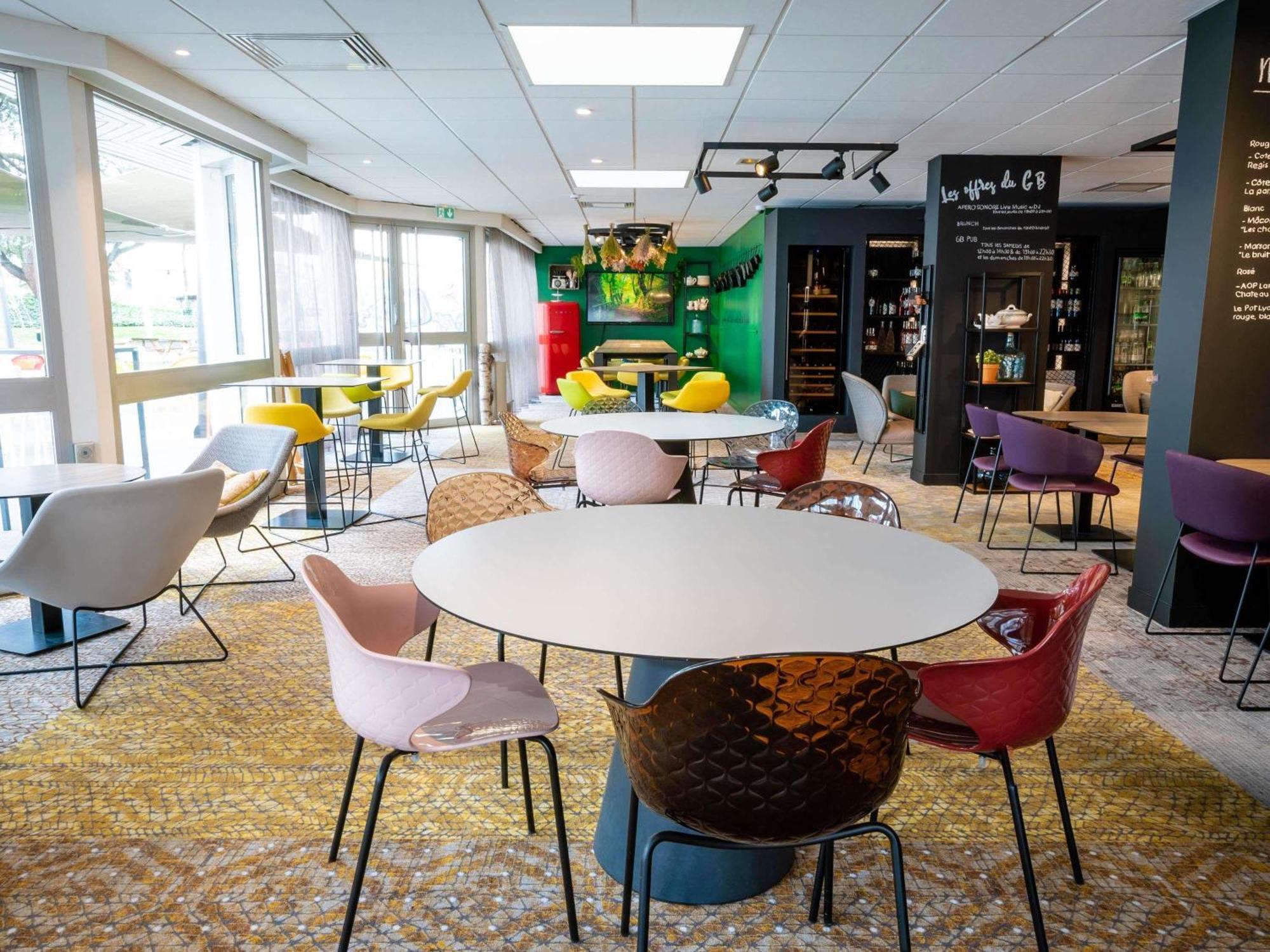 Ibis Styles Lyon Bron Eurexpo Hotell Exteriör bild