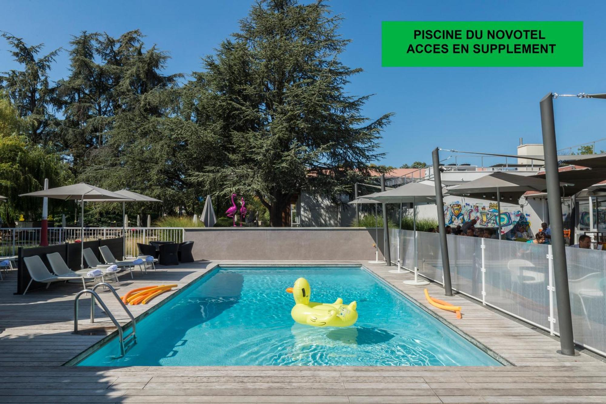 Ibis Styles Lyon Bron Eurexpo Hotell Exteriör bild